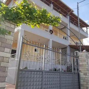 Xani , Himare Albanië