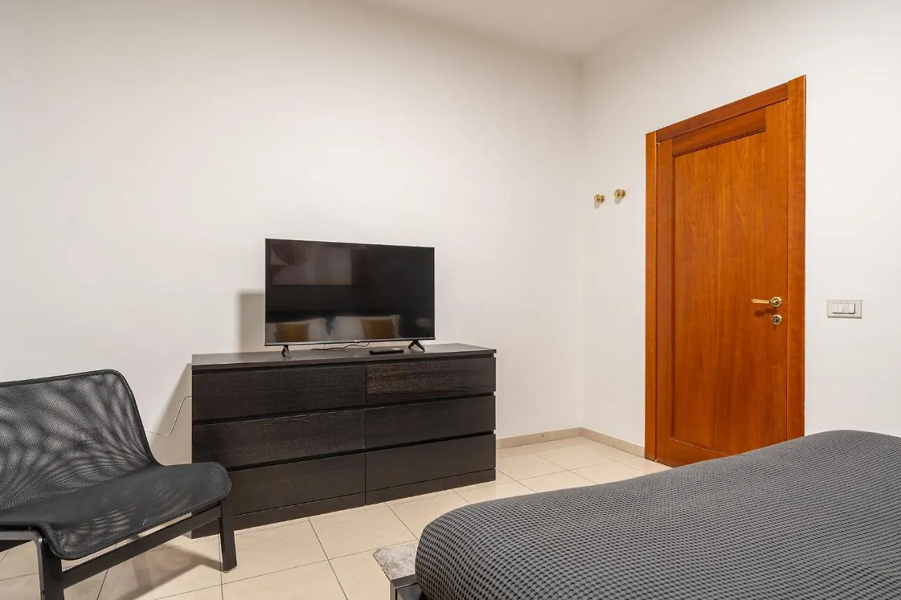Home Abate Gimma 170 Bari Apartament